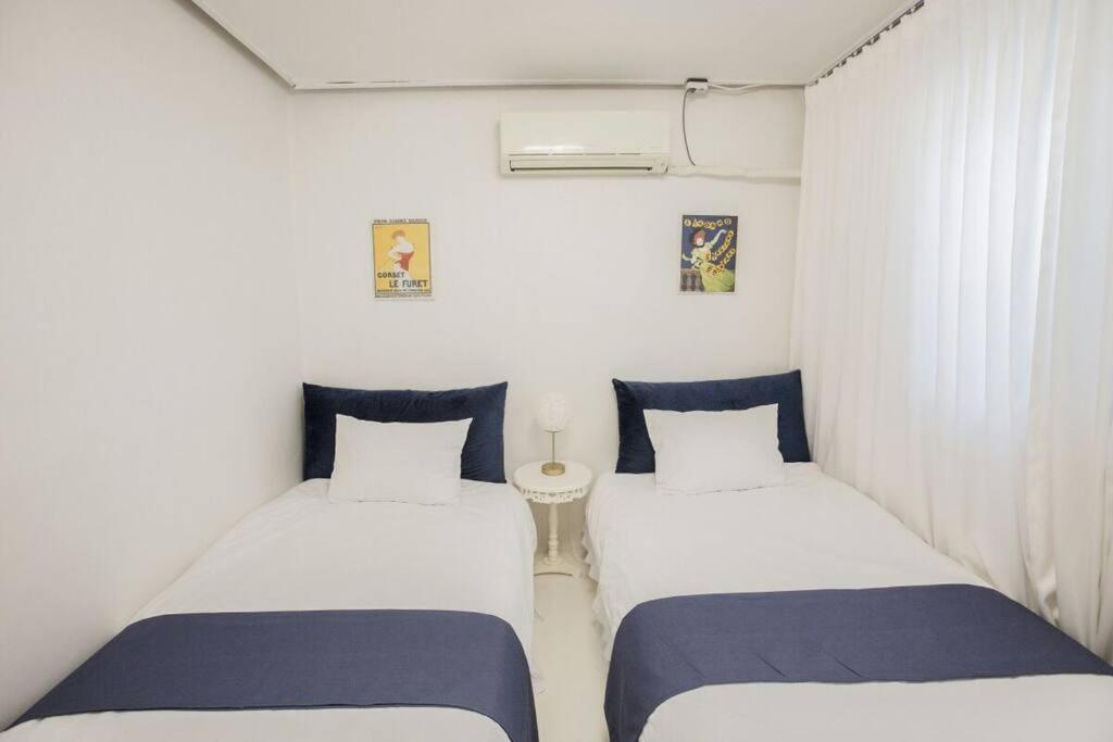 Private In Center Of Apartment Seoul