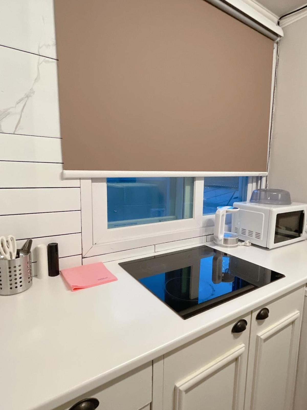 Private In Center Of Apartment