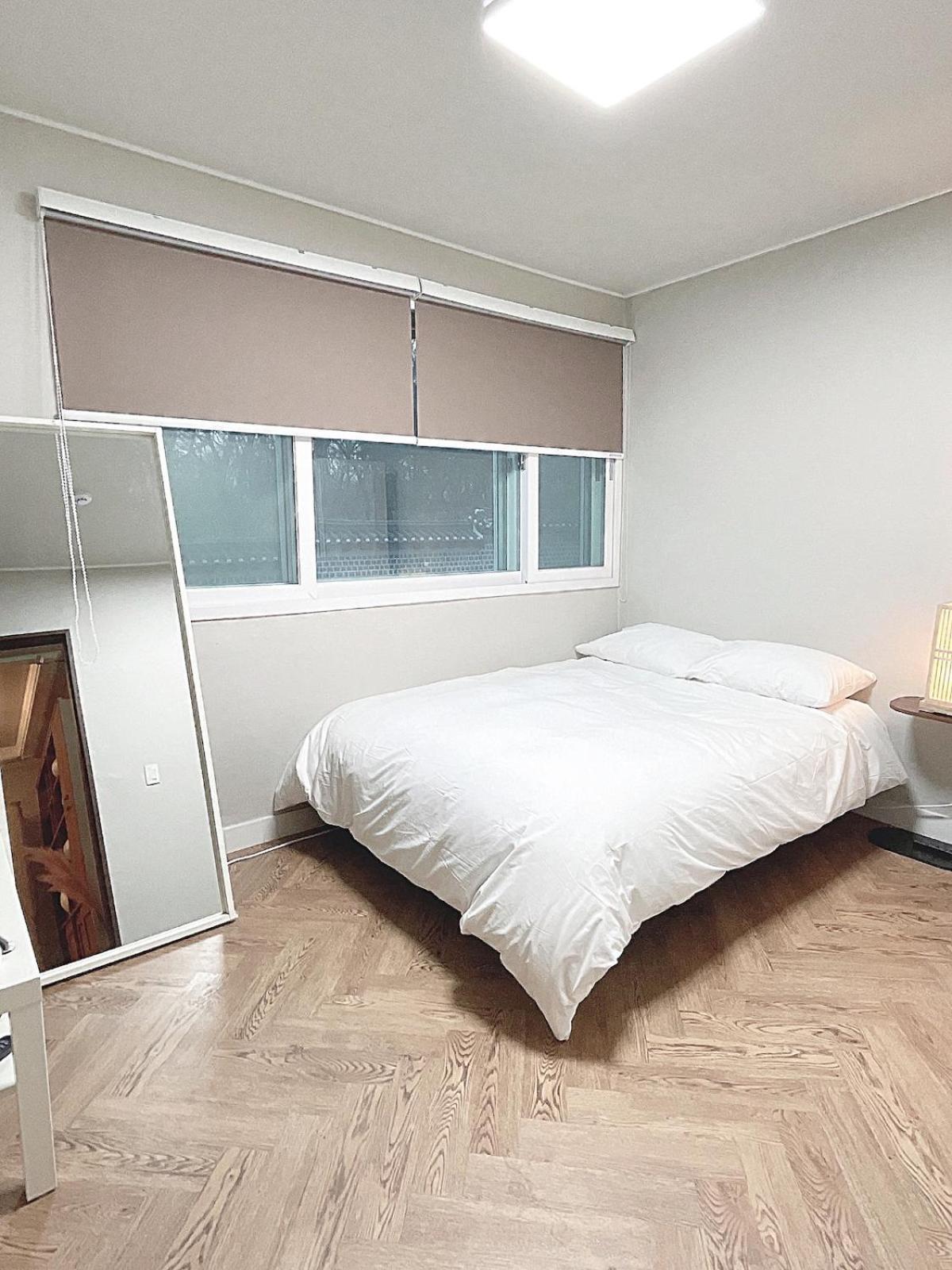 Private In Center Of Apartment *